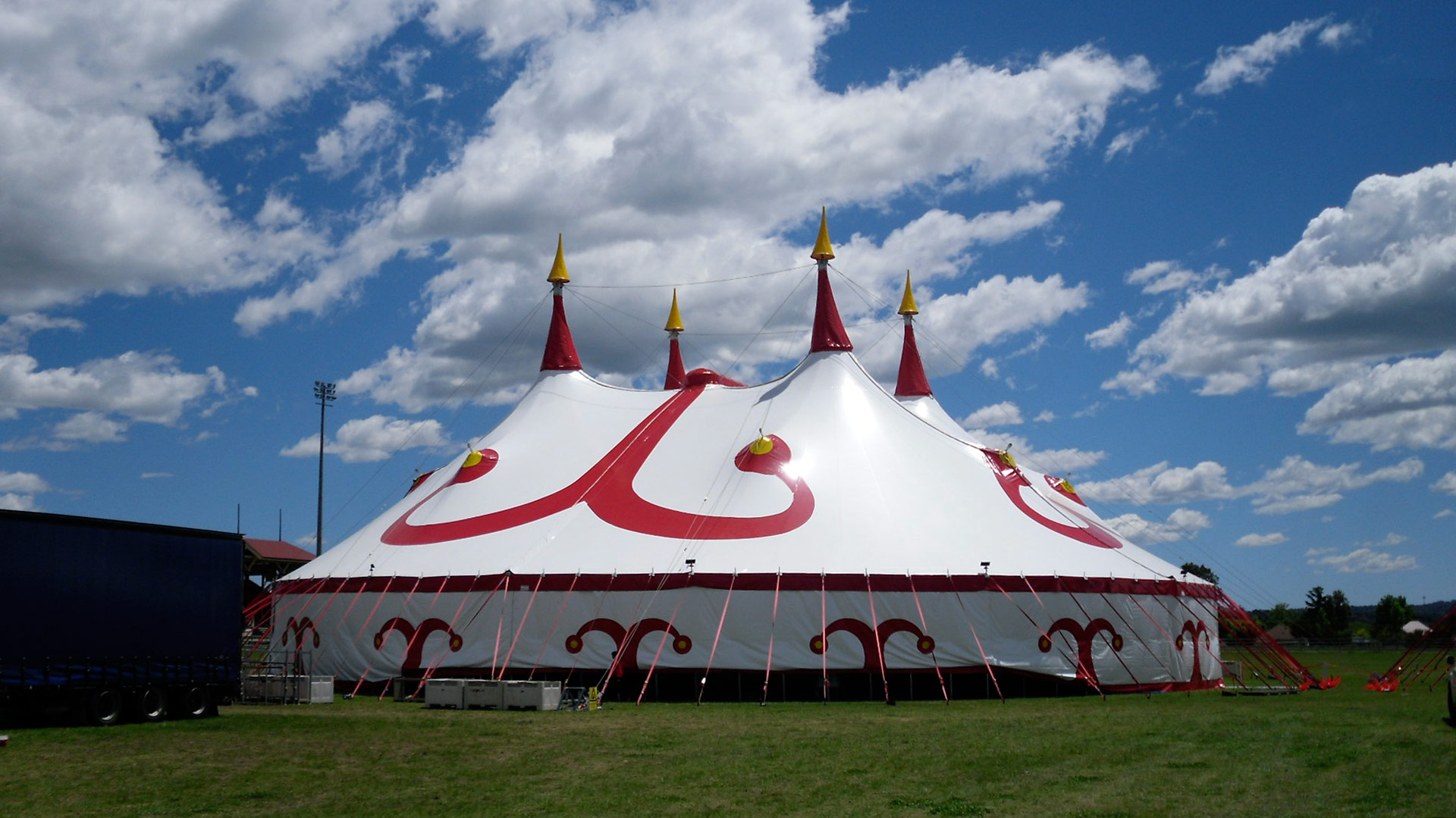 Strutture per il circo, tradizione e innovazione